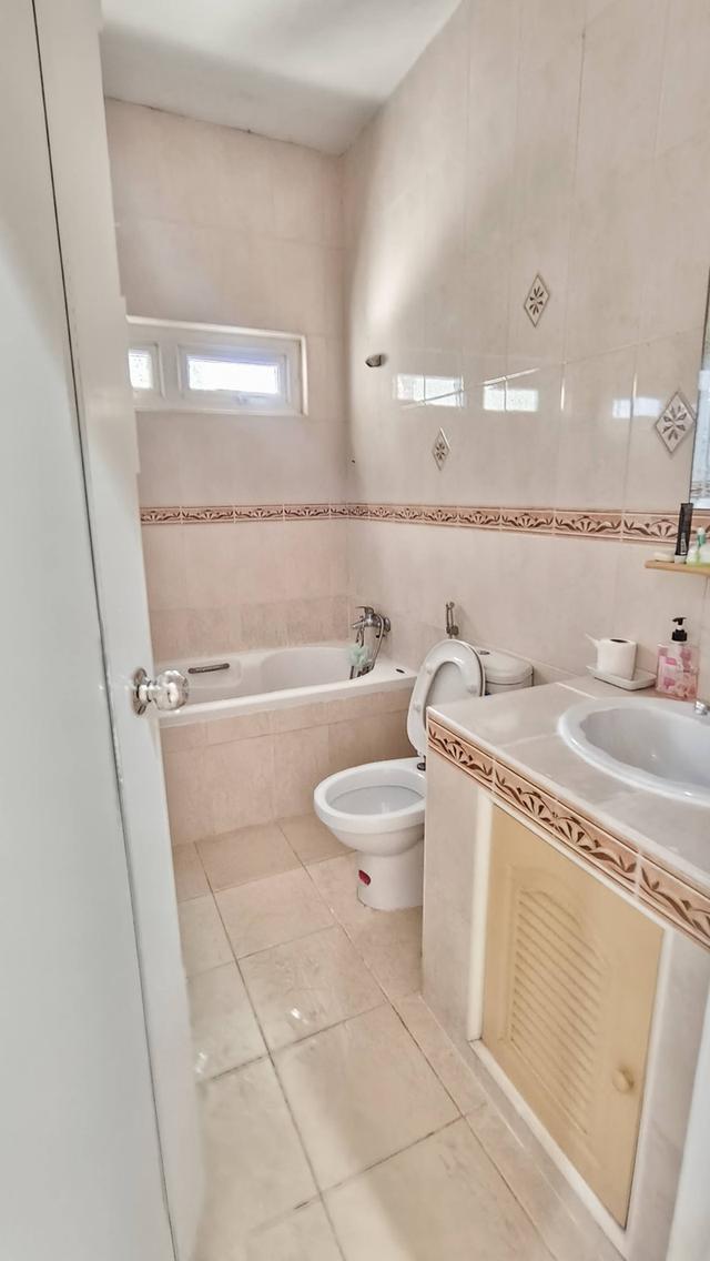 บ้านพร้อมที่ดินใจกลางบางแสน ขนาดเกือบไร่ 6