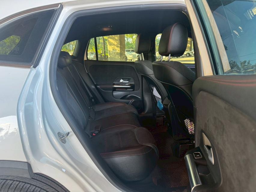 - 2021 Mercedes-Benz GLA200 1.3 AMG W247 เพียง1,059,000บาท เบนซิล เทอโบ 1,337CC 163แรงม้า รูปที่ 5
