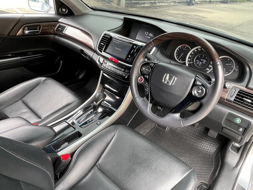 Homda Accord 2.4El ปี16 10