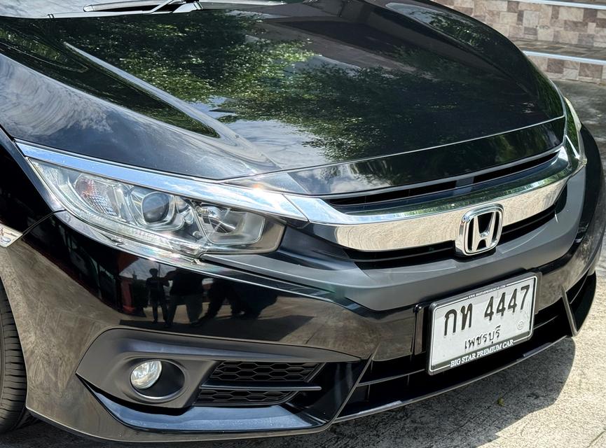 2018 HONDA CIVIC FC 1.8 EL รถมือเดียวออกป้ายแดง รถวิ่งน้อย เข้าศูนย์ทุกระยะ ไม่เคยมีอุบัติเหตุครับ 7