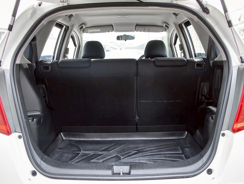 HONDA JAZZ 1.5 S i-VTEC ปี 2011 13