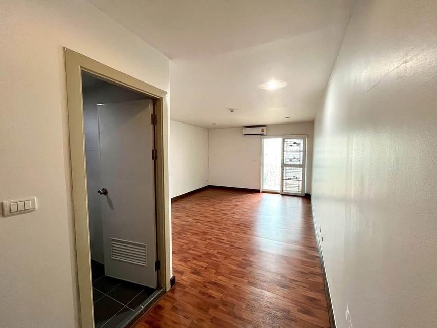 ขายด่วน!! คอนโด Regent Home 25 Tiwanon (รีเจ้นท์ โฮม 25 ติวานนท์) ใกล้ MRT กระทรวงสาธารณสุข ทางด่วน เดอะมอลล์งามวงศ์วาน 6