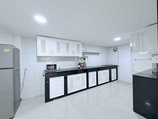 MHR206 ปล่อยเช่าบ้านเดี่ยวห้วยขวาง พื้นที่ใช้สอยจุกๆ 500 ตร.ม. 6 ห้องนอน 4 ห้องน้ำ ทำเลดีเดินทางสะดวกใกล้ MRT สุทธิสาร 3