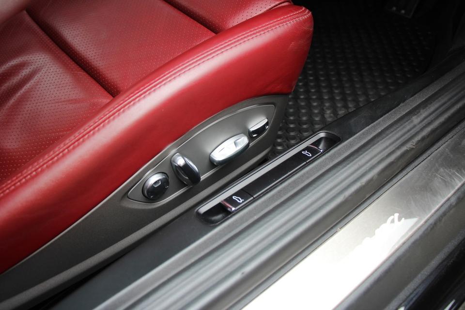 Porsche Carrera 991.2 coupe ปี 2017 12