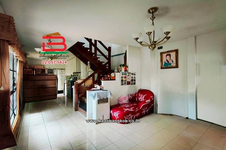 ทาวน์เฮาส์ เนื้อที่ 37 ตร.ว. หมู่บ้านดิเอมเมอรัลด์พาร์ค 2 (ซอยสุขา 2) ถนนรัตนาธิเบศร์ ตำบลพิมลราช อำเภอบางบัวทอง นนทบุรี 6