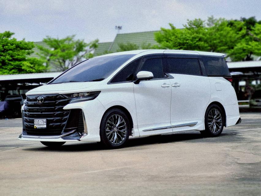 Toyota Vellfire Hybrid Z Premier ปี 2024 ไมล์ 28,xxx km.