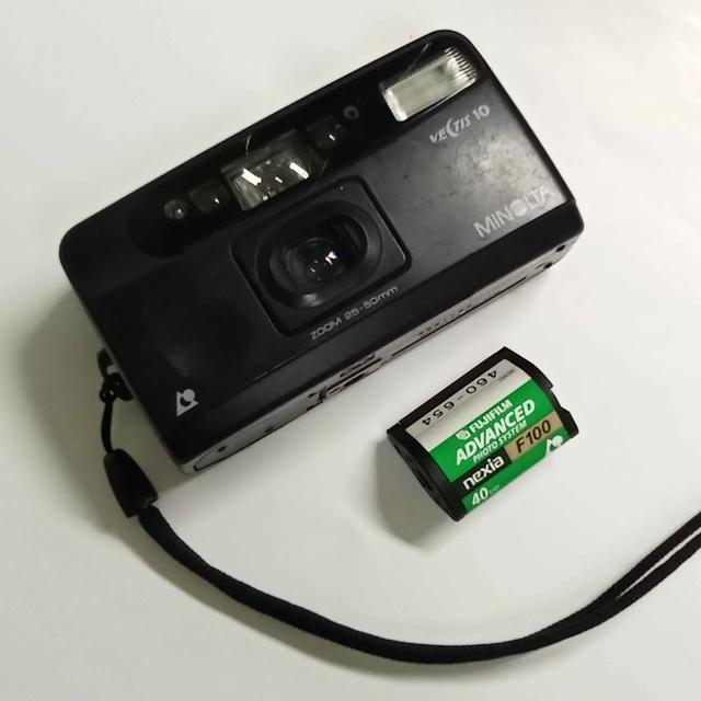 กล้องฟิล์ม APS minolta vectis 10 ไม่มีแบตลอง ตีเป็นงานช่าง งานอะไหล่ ตั้งโชว์ สะสม มาพร้อมกลักฟิล์ม Nexia F100 รูปที่ 5
