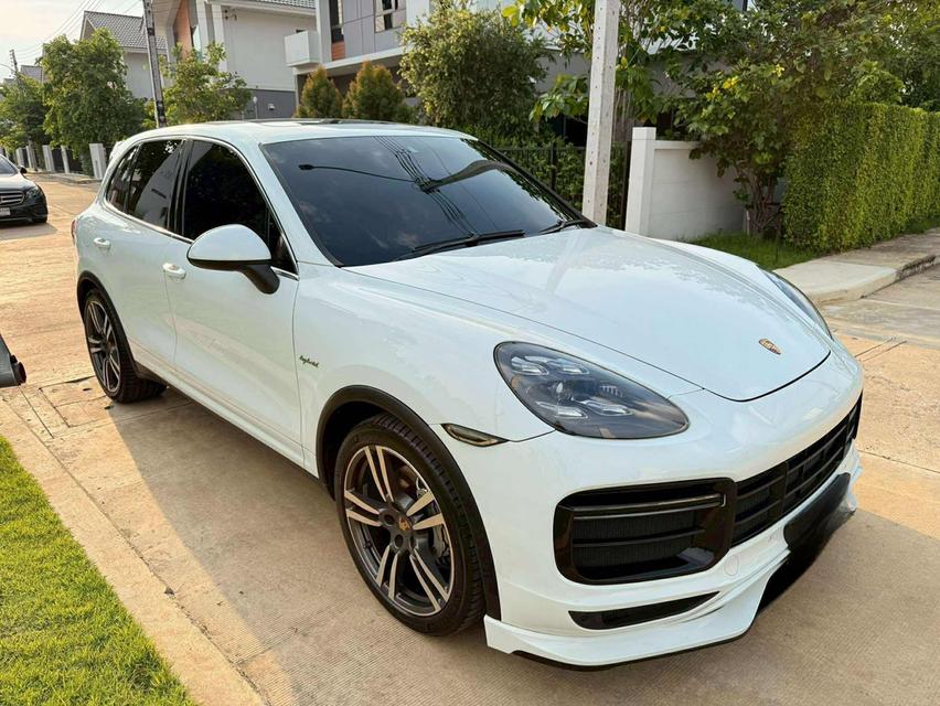 ขาย Porsche Cayenne S 3.0 v6 Hybrid  ปี 2013 แท้  Full Option