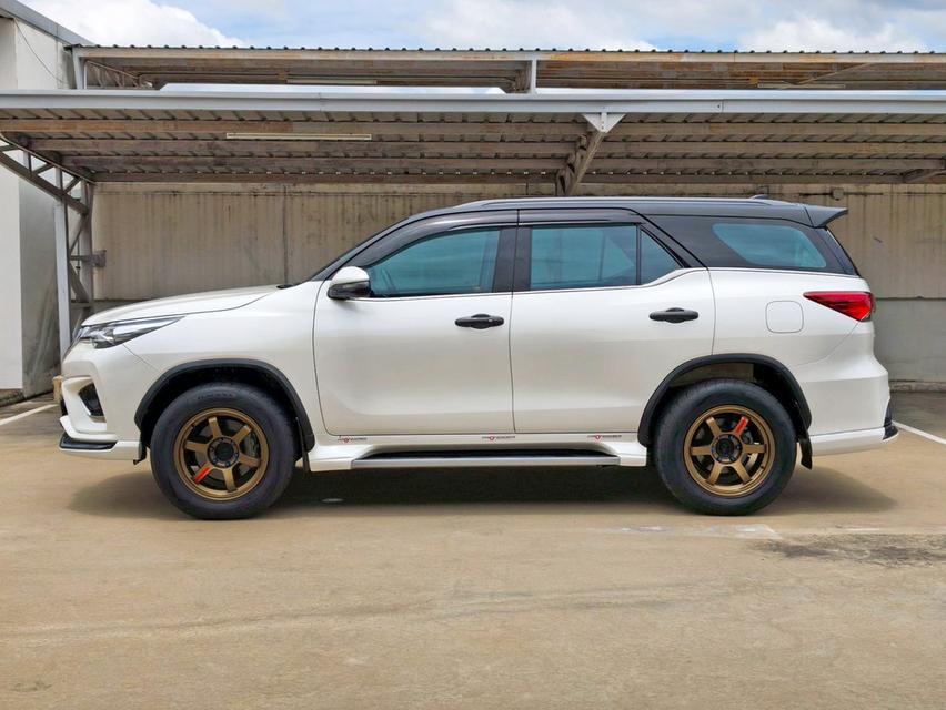 รหัสรถ CAT53 2018 Toyota Fortuner 2.8V TRD Sportivo Black Top