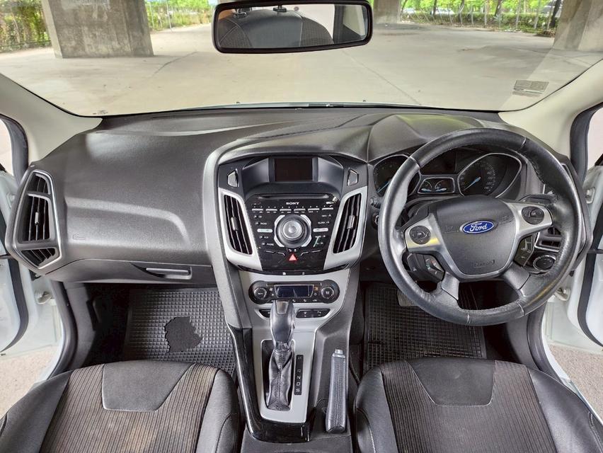 Ford Focus 2.0 Sport+ Hatchback AT ปี 2014 รถสวยมือเดียว รุ่นท๊อปซันรูฟ 12