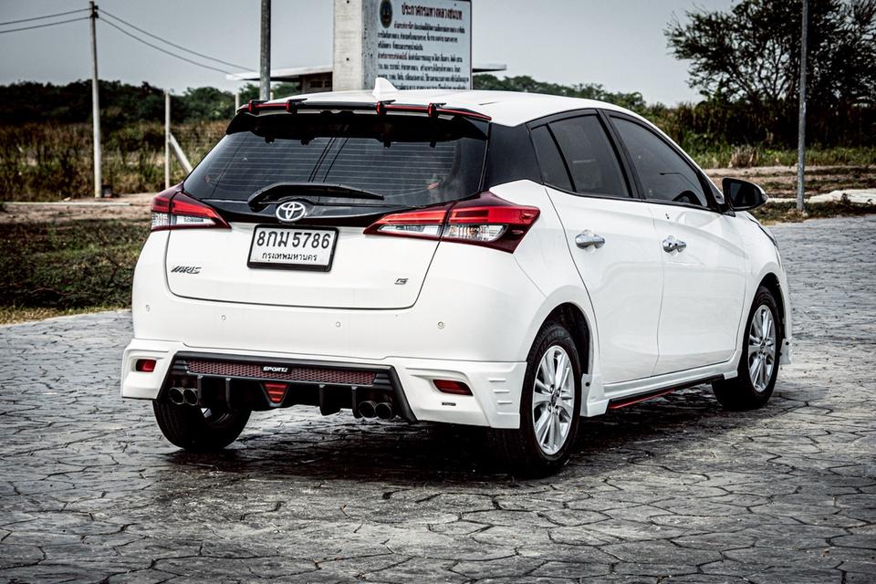 Toyota Yaris 1.2 G Sport เกียร์ออโต้ สีขาว ปี 2019