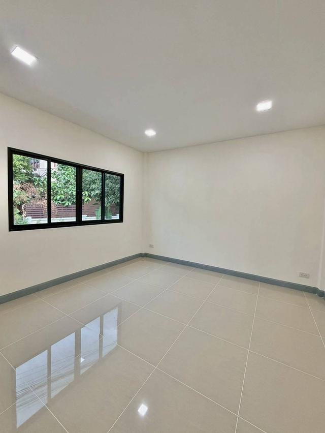 หมู่บ้านพบทอง ซอยวัดลาดปลาดุก บ้านเดี่ยวชั้นเดียว หลังมุมถนนเมน ตกแต่งใหม่พร้อมอยู่ 12