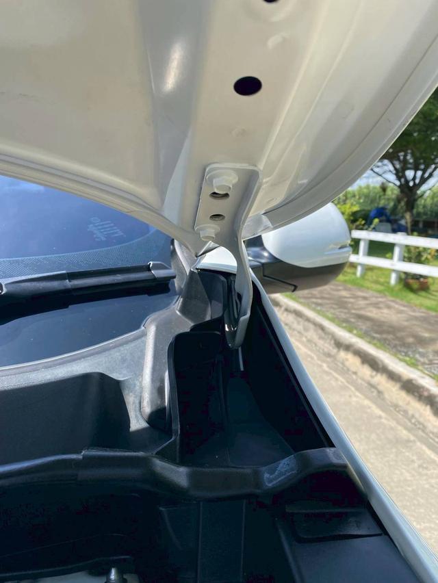 HONDA CR-V 2.4 E  7ที่นั่ง ปี2018 สีขาว 8
