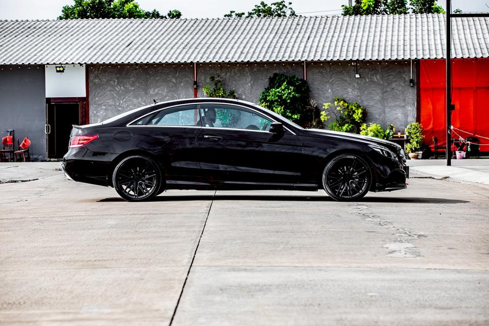 BENZ E250 Coupe ปี 2017 สีดำ  สวย สภาพดีมากๆ 5
