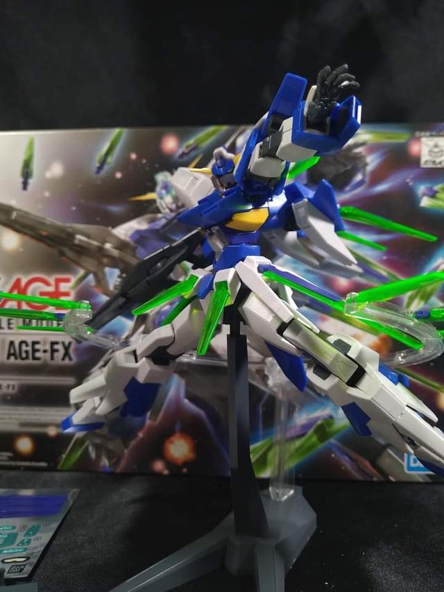 HG Gundam AGE-FX 3