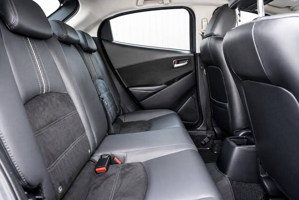 MAZDA MAZDA2 1.3 Sport S Leather ปี 2020 สีเทา โฉม ปี14-ปัจจุบัน 5Dr รถVat รูปที่ 10