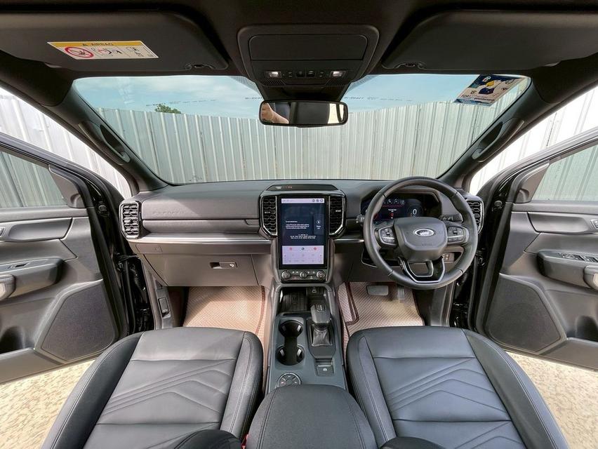 รหัสรถ AP3761 FORD EVEREST 2.0 BI TURBO TITANIUM PLUS 4×4 TOP ปี23 จด 24 สีดำ ดีเซล 8