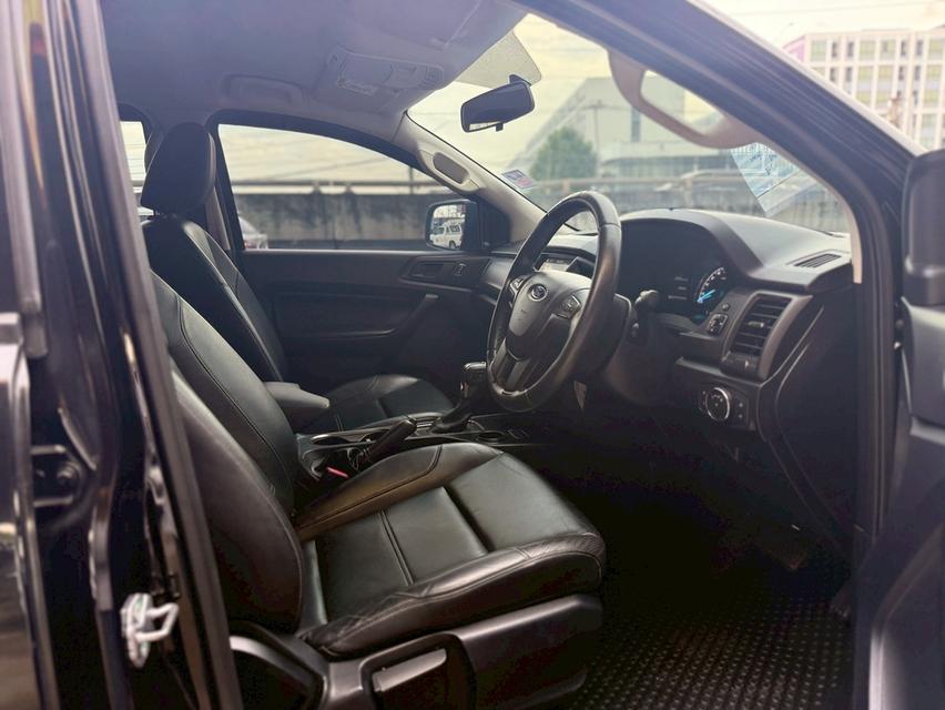 Ford Everest 8