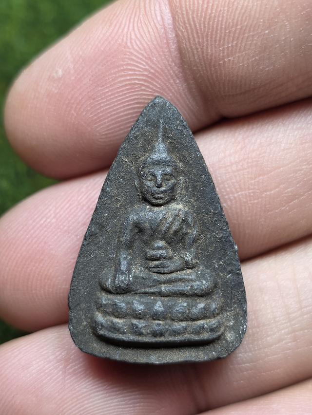 พระพุทธแม่ชีบุญเรือนเก่าๆ