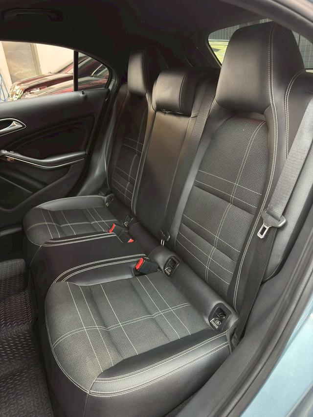 BENZ A180 URBAN ปี 2014 รูปที่ 13