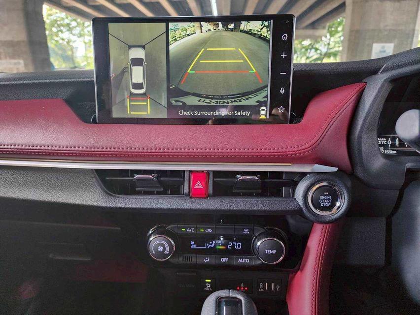 TOYOTA YARIS ATIV 1.2 PREMIUM LUXURY AT ปี 2024 รถสวยมือเดียว ไมล์น้อย 14