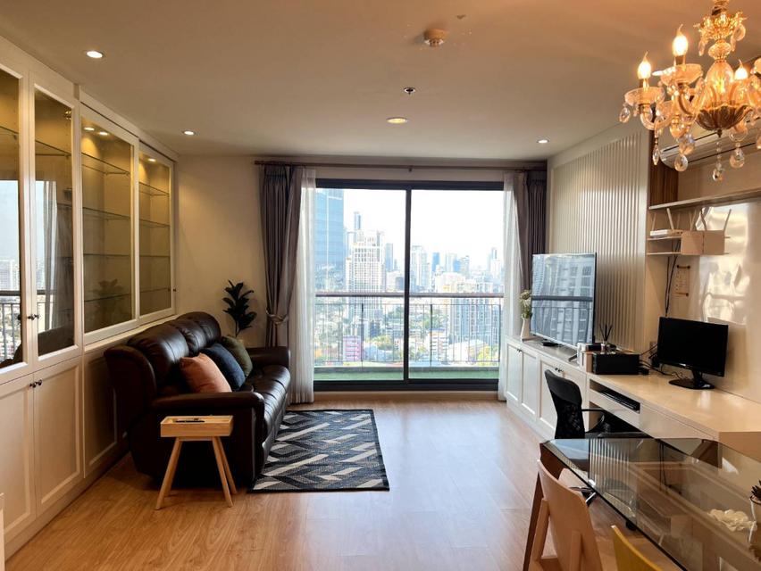 ขายคอนโด Rhythm Sukhumvit 42 (ริทึ่ม สุขุมวิท 42) High Rise 36 ชั้น 2 นอน 2 น้ำ 1