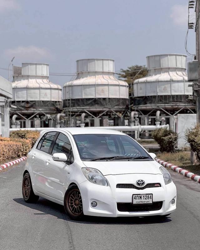 Toyota Yaris 1.5G 2011 จัดทรงพร้อม