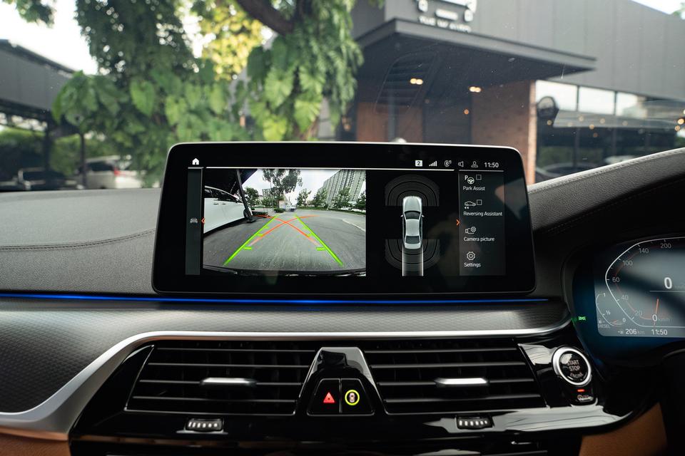 “BMW 520d M Sport LCI”  ปี 2022 รูปที่ 13