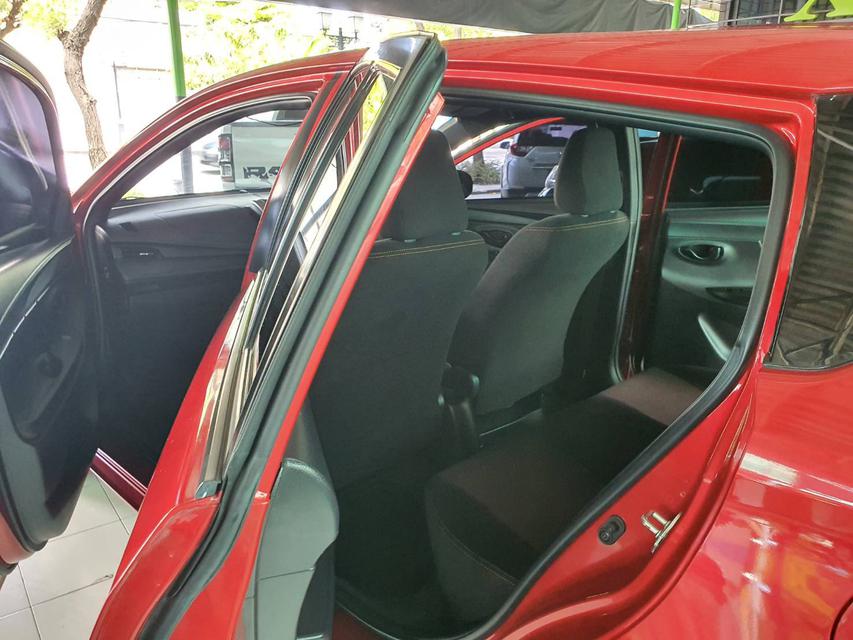 2017 Toyota YARIS 1.2 E รถเก๋ง 5 ประตู รถบ้านแท้ 6