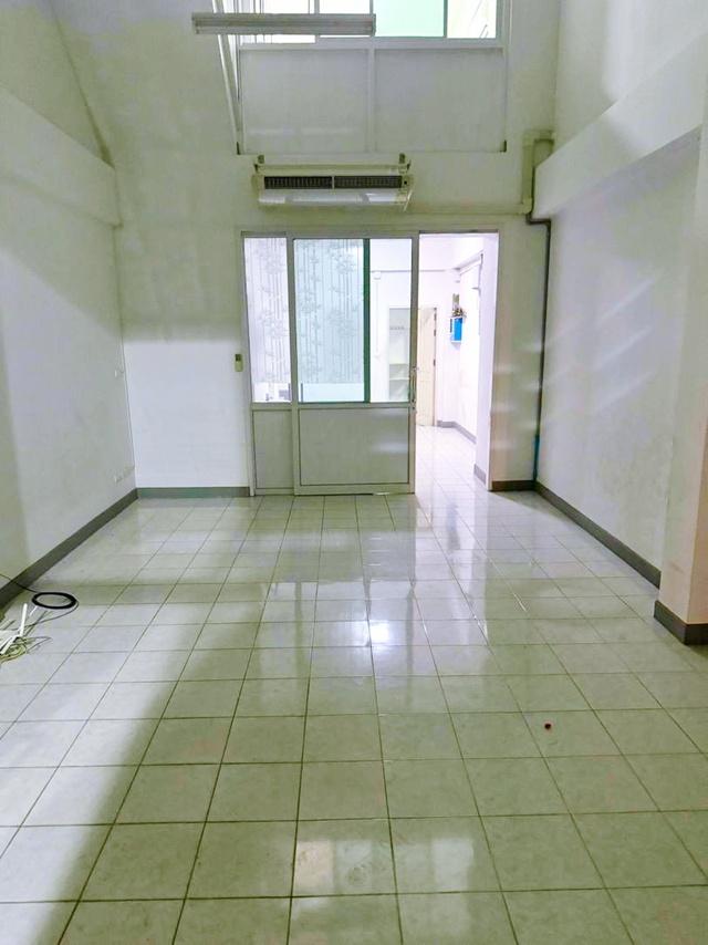 MRTบางแค 800 ม.ให้เช่าโฮมออฟฟิศ 3.5ชั้น ห้องริม 32ตร.วา. 400ตร.ม. 3นอน ซีคอนบางแค 1.5กม. 3น้ำ รร.นานาชาติบริติชโคลัมเบีย 2