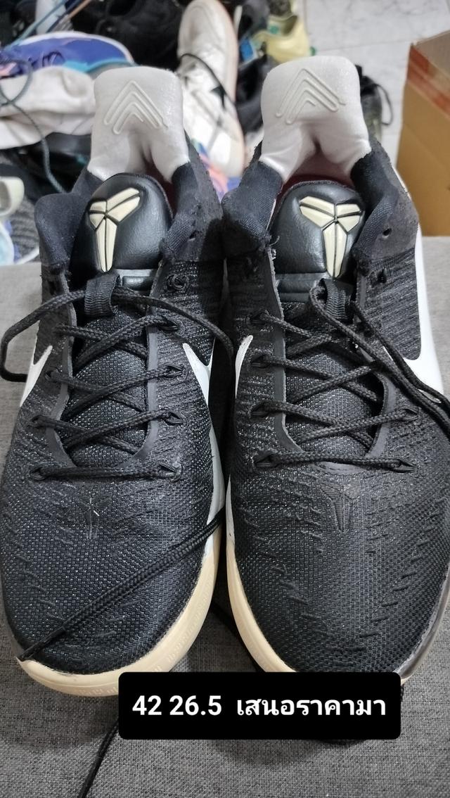รองเท้าบาส nike kobe 42 26.5