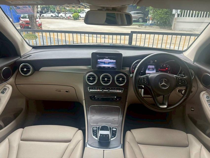 Mercedes Benz GLC250d Off-road CKD (W253) ปี 2018 จด 2019   19