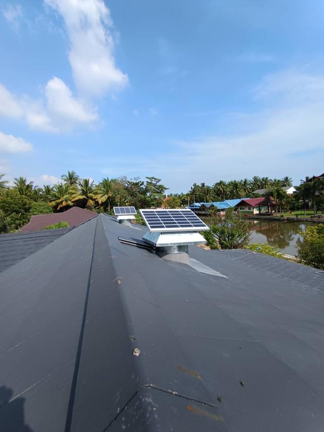 พัดลมระบายอากาศหลังคาพลังงานแสงอาทิตย์ (14 นิ้ว)