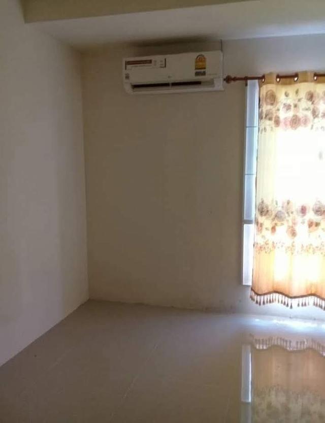 ทาวน์เฮ้าส์ 2ชั้น 18 ตรว.2ห้อง 2ห้องน้ำ 9