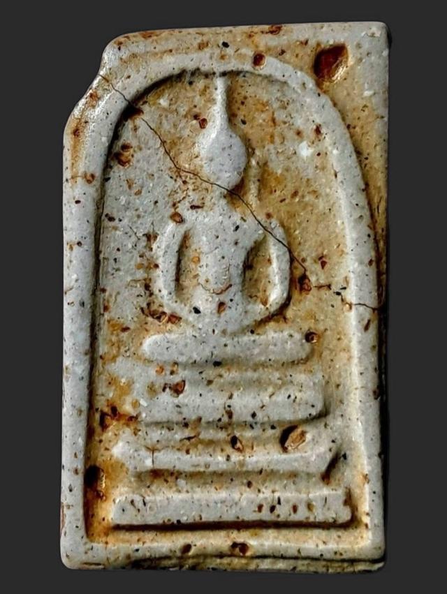 พระสมเด็จฐานแซมดอกใหญ่