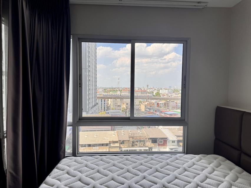 คอนโดใน The President Sathorn - Ratchaphruek (เดอะ เพรสซิเดนท์ สาทร - ราชพฤกษ์) เฟส 2 3