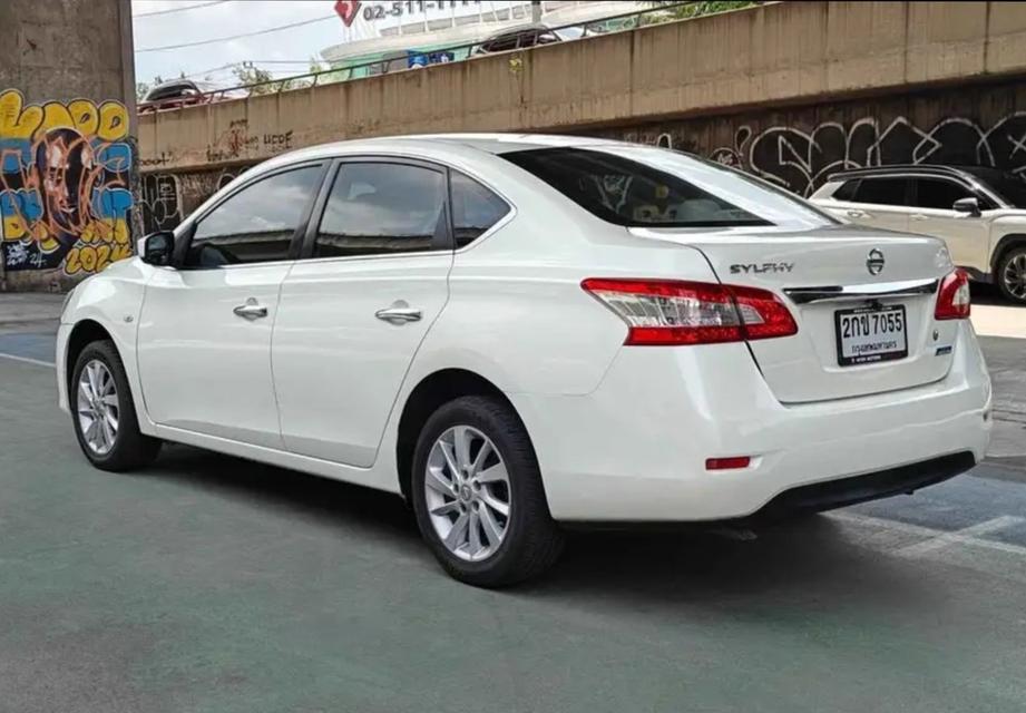 Nissan Sylphy 1.6 E AT ปี 2012 จด 2013  3