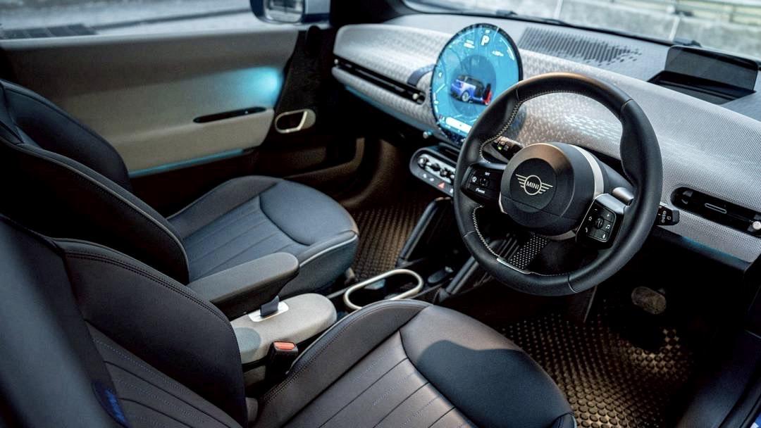 Mini Cooper SE 2024          3