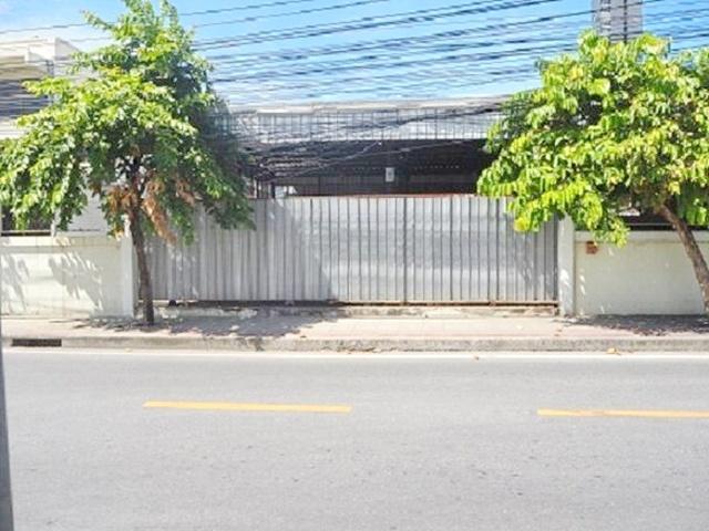 โชว์รูม ร้านอาหาร 212ตรม. เซ็นทรัล พระราม3 Homeproพระราม3 700ม.โรงเรือนโครงสังกะสี สะพานแขวน สะพานพระราม 9 1.5 กม. ให้เช 2