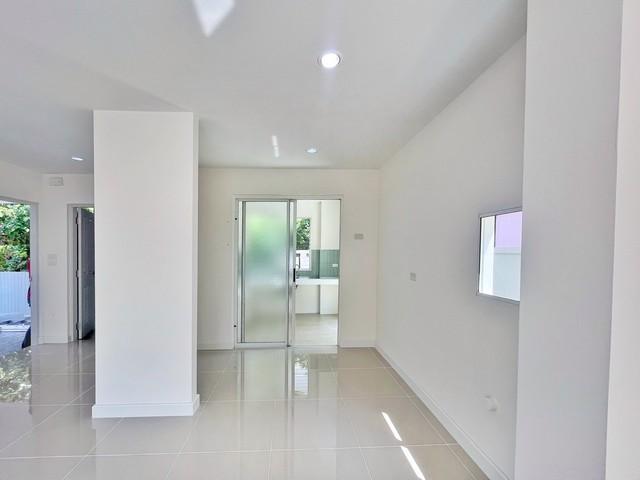 บ้านเดี่ยว รีโนเวทใหม่ บ้านสีวลี ปิ่นเกล้า-สาทร ติดถนนราชพฤกษ์ หลังริม สไตล์โมเดิร์น หรูหรา ด้วยวัสดุเกรดพรีเมี่ยม Land 6