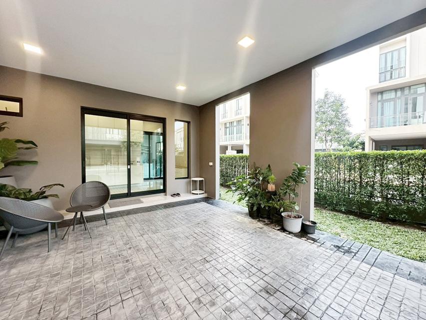ให้เช่าทาวน์โฮม 4 ชั้น หลังมุม โครงการ พาทิโอ รัชโยธิน บ้านใหม่ อยู่ใจกลางย่านรัชโยธิน เข้า - ออกได้หลายทาง ตกแต่ง Build- In ทั้งหลัง 15