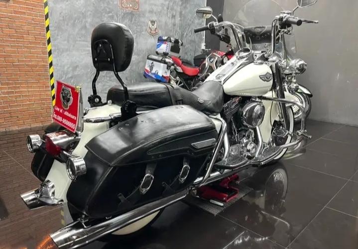 Harley-Davidson Road king 100 ปี 4