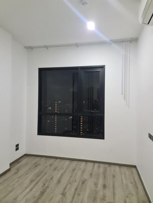 Available for Sale!!! Condo 1 Bedroom Plus at KnightsBridge Prime Onnut 4