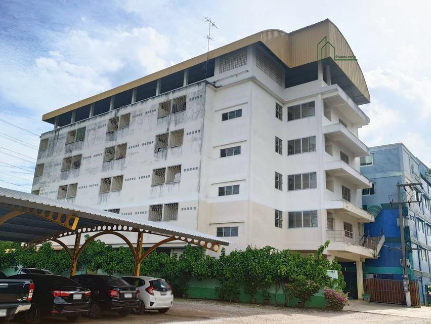 ขายด่วน Apartment 5 ชั้น พร้อมใบอนุญาตประกอบกิจการ ติดเศรษฐกิจ 1 (ถนนหลัก) อ.เมือง จ.สมุทรสาคร 