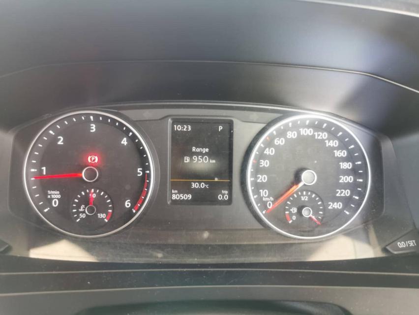 2018 รถตู้ VIP VoLKSWAGEN CARAVELLE 2.0 TDI Comfortline2 ปี2018 รถบ้าน ไมล์น้อย 7