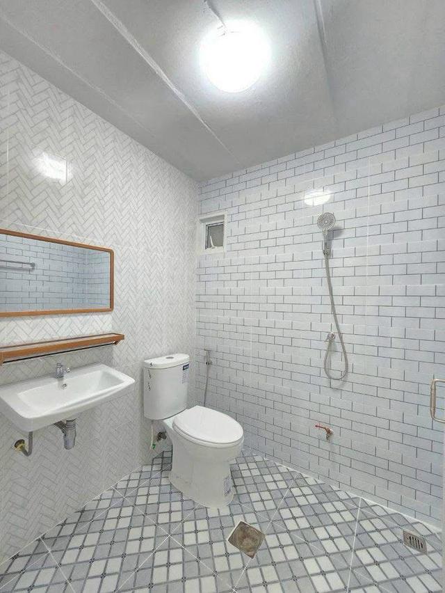 หมู่บ้านอัญชลี ทำเลสนามบินน้ำ ใกล้กองสลาก บ้านชั้นเดียว ตกแต่งใหม่พร้อมอยู่ หน้าบ้านกว้าง 8 เมตร ใกล้เซ็ลทรัลรัตนาธิเบศร์ 11