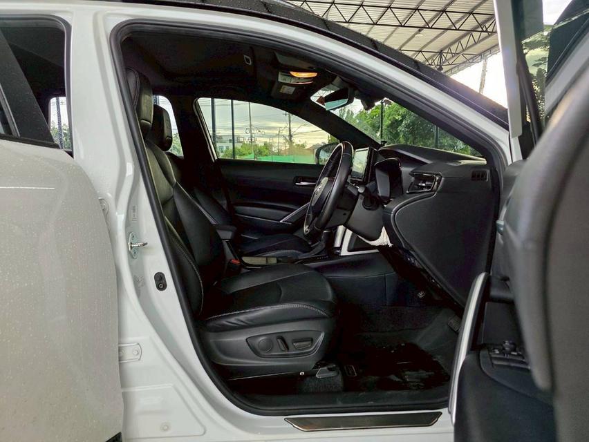 ขาย Toyoya Cross 1.8Hybrid GR Sport ปี22 11