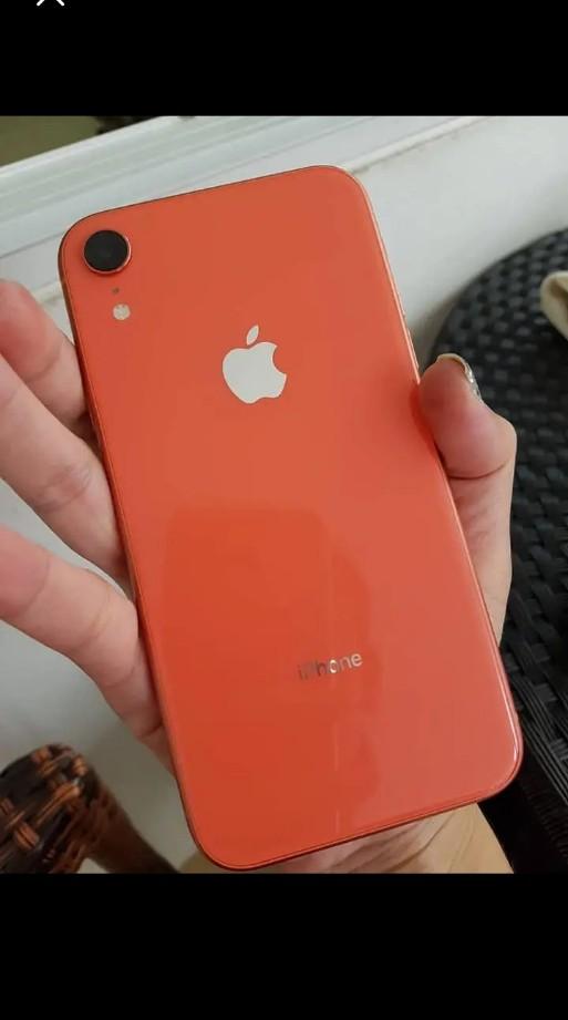 iPhone Xสีส้ม 4