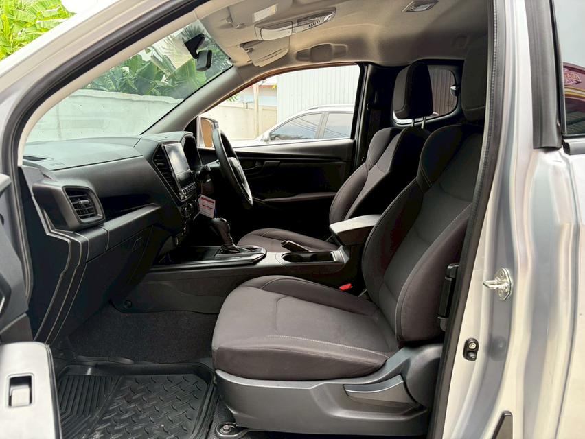 ปี 2023 ISUZU D-MAX  รถมือเดียว คู่มือบุ๊คเซอร์วิสครบ รูปที่ 7