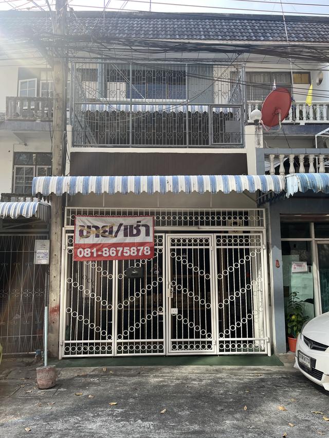 ขาย / ให้เช่า ทาวน์เฮ้าส์ 3 ชั้น ใจกลางเมือง สุทธิสาร–อินทามระ 1